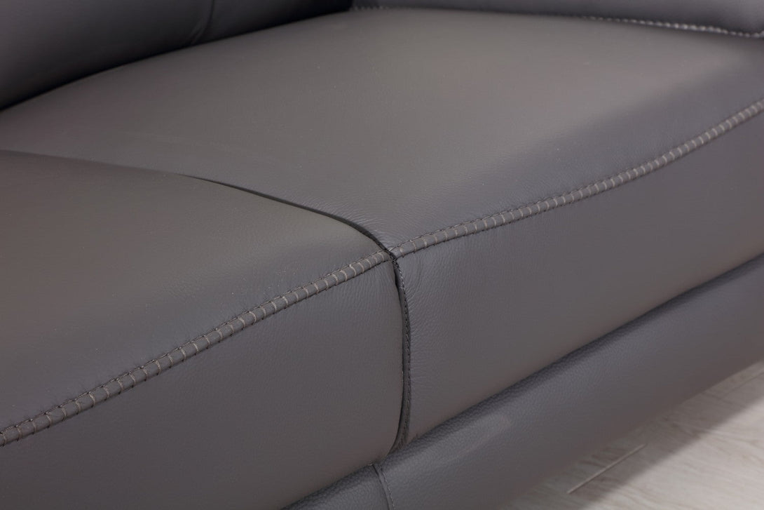Divanitalia 636 Living Room Set in Dark Gray Leather - Close-up View Leather Tone-on-Tone Stitching