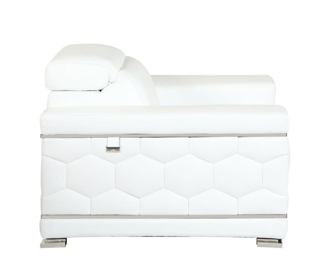 Divanitalia 692 Chair in White Leather - Side View of Rear of Chair on a White Transparent Background