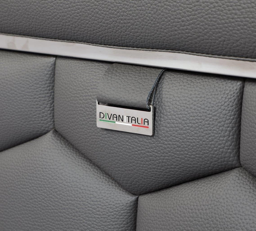 Divanitalia 692 Living Room Set in Black Leather - Close-up View of Leather Stitching