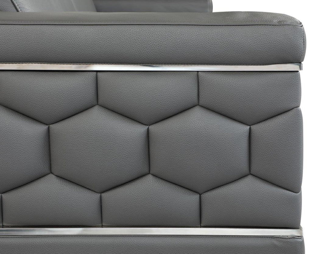 Divanitalia 692 Living Room Set in Black Leather - Close-up View Sofa Material and Finish