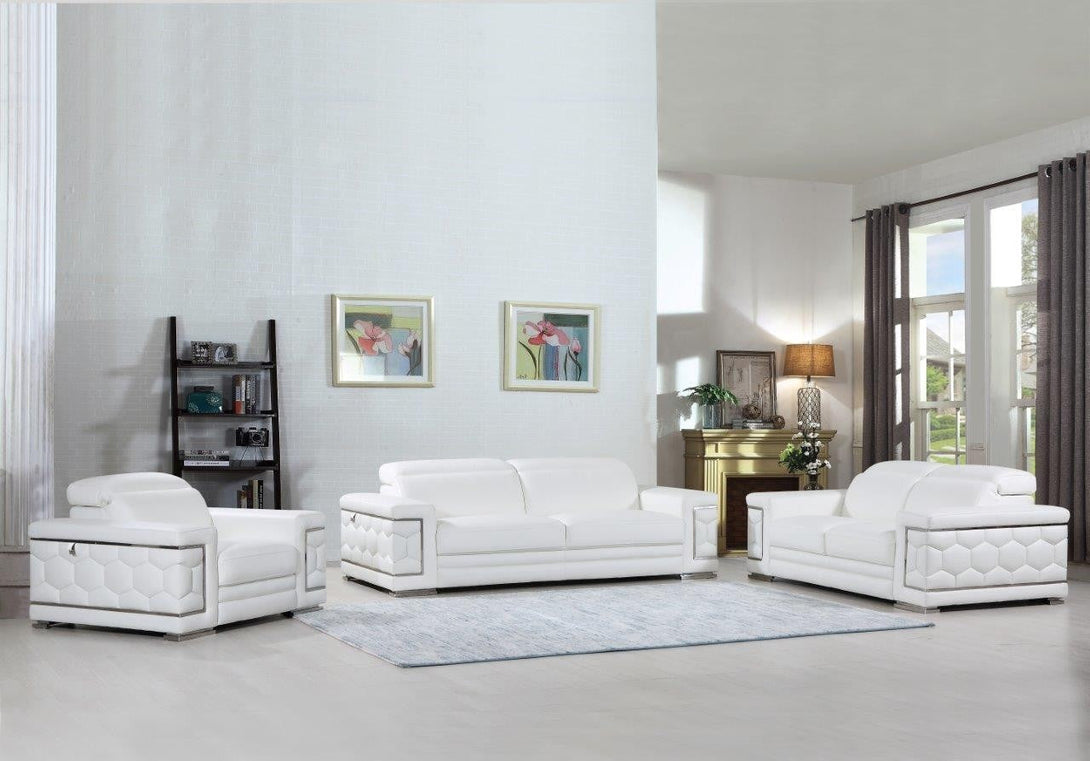 Divanitalia 692 Living Room Set in White Leather - View of Furniture Set in a Modern Demo Room