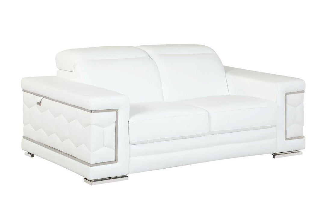 Divanitalia 692 Loveseat in White Leather - Angled View of Front of Loveseat on a White Transparent Background
