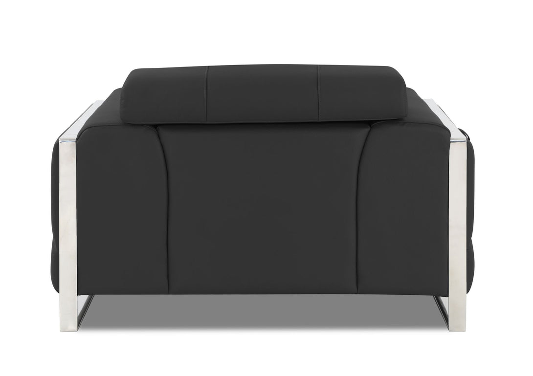 Divanitalia 903 Chair in Black Leather - View of Rear of Chair on a White Transparent Background