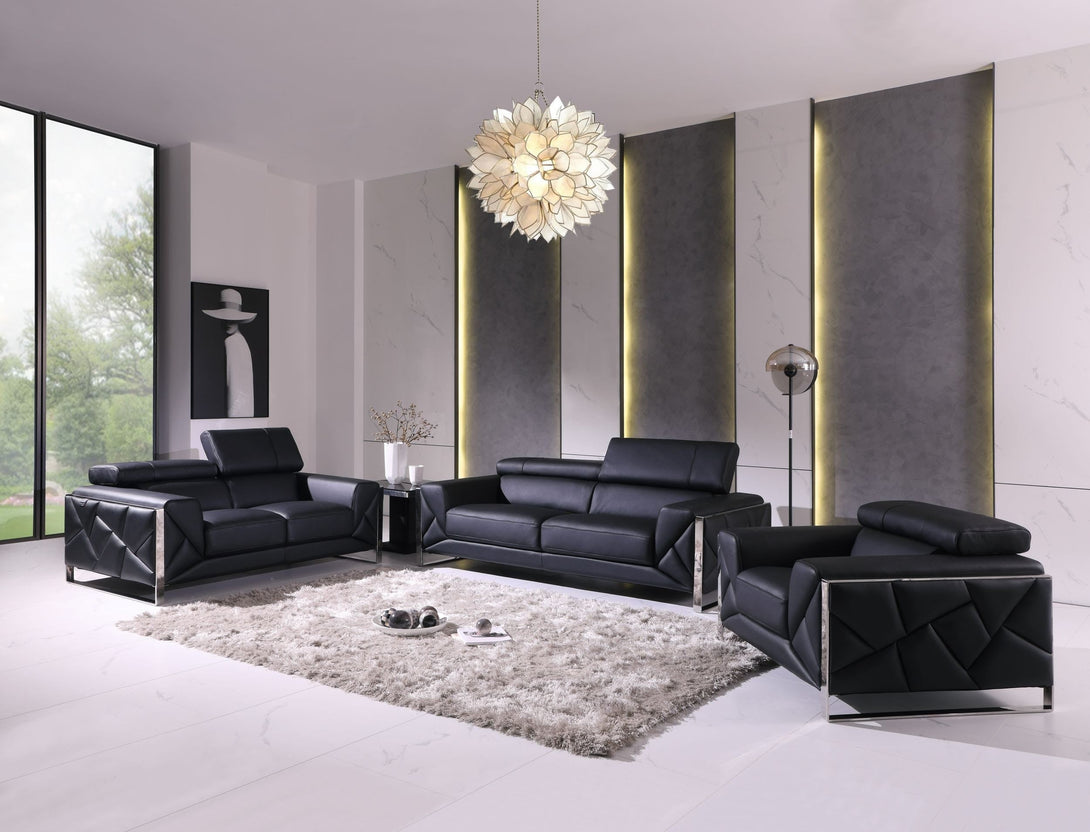 Divanitalia 903 Living Room Set in Black Leather - View of Furniture Set in a Modern Demo Room