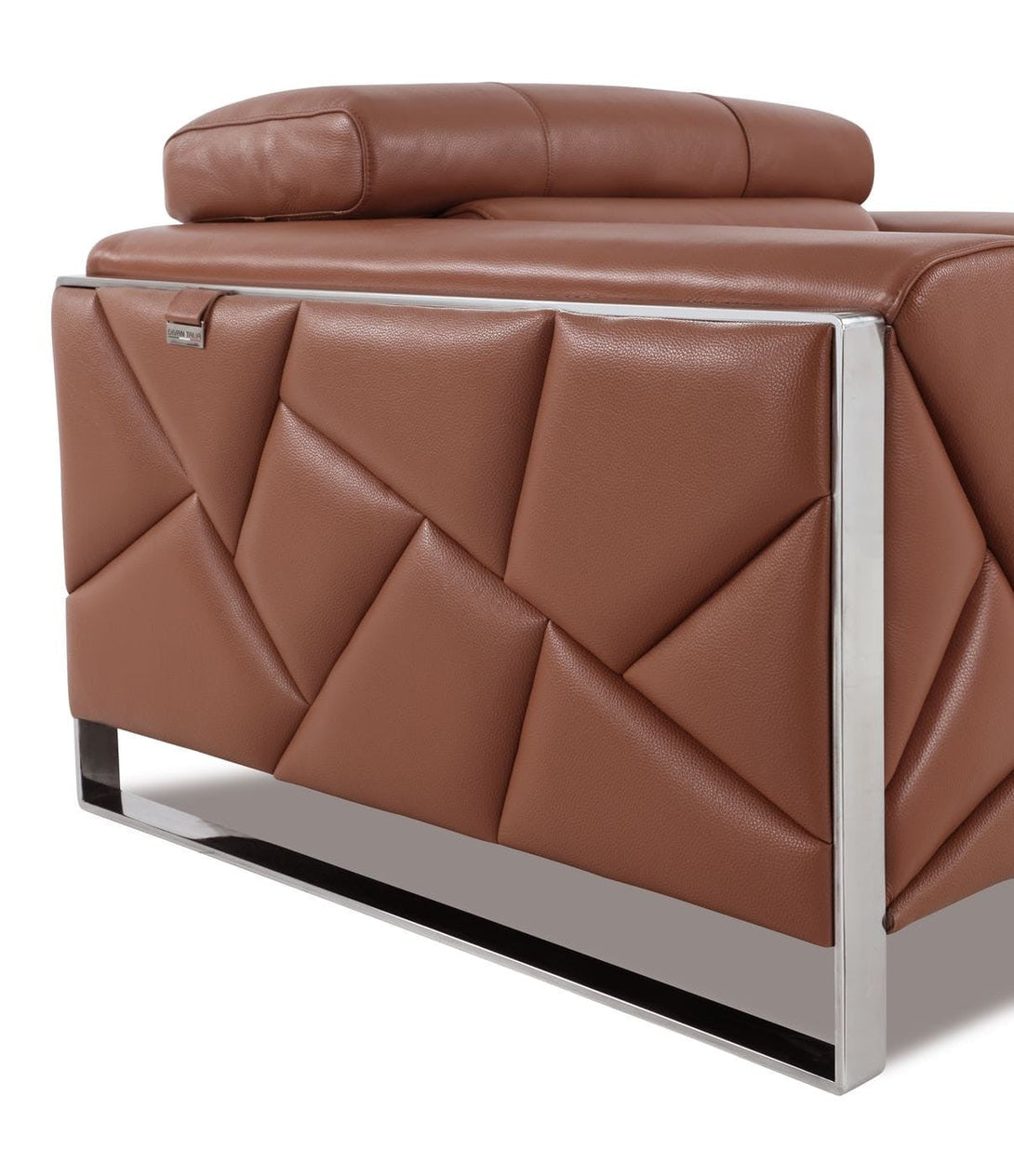 Divanitalia 903 Living Room Set in Camel-Color Leather - Close-up View of Sofa Arm