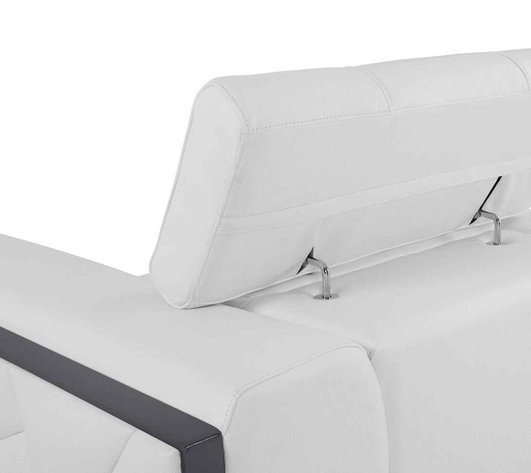Divanitalia 903 Living Room Set in White Leather - Close-up View Adjustable Headrests