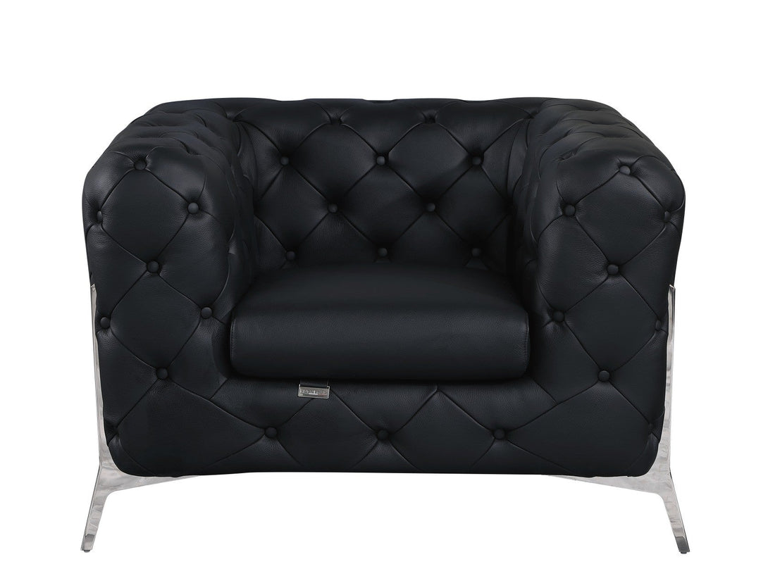 Divanitalia 970 Chair in Black Italian Leather - Front View of Chair on White Transparent Background