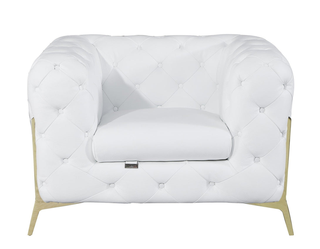 Divanitalia 970 Chair in White Italian Leather - Front View of Chair on White Transparent Background