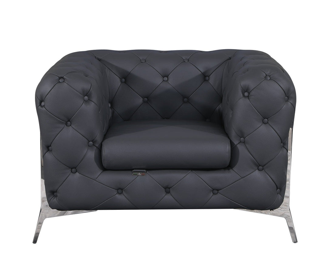 Divanitalia 970 Chair in Gray Italian Leather - Front View of Chair on White Transparent Background