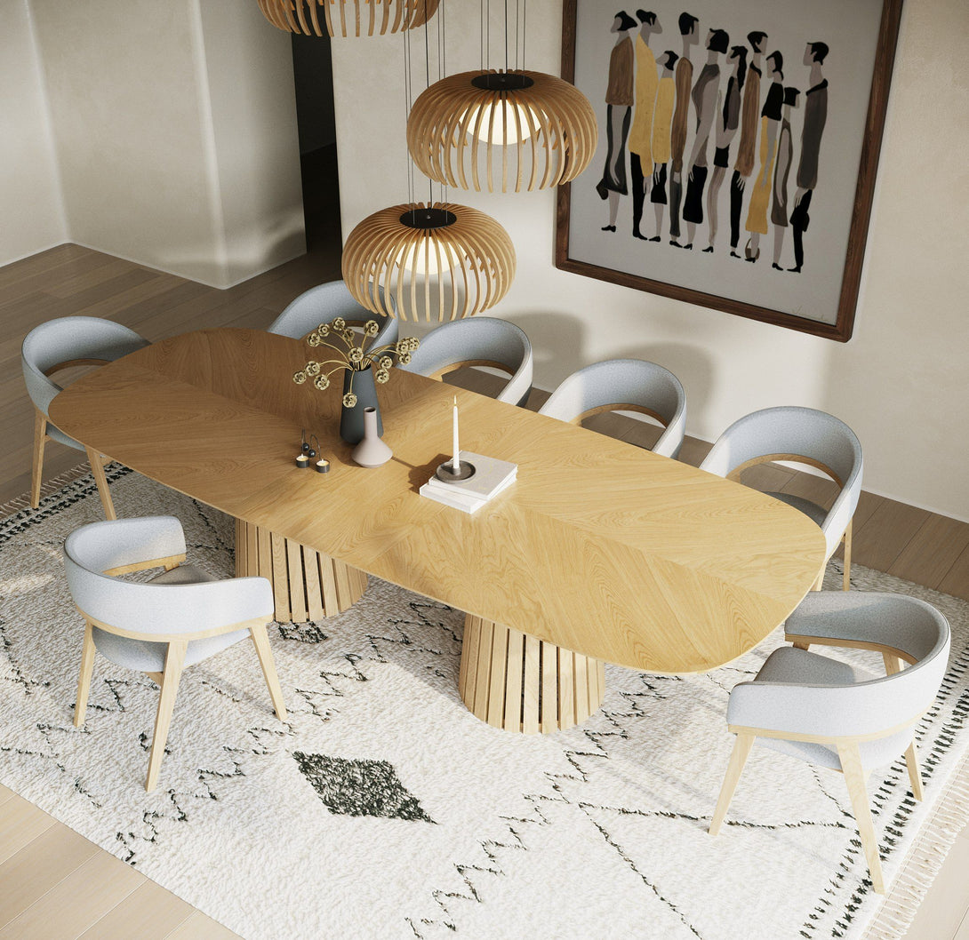 Modrest Truman - Mid-Century Modern Natural Oak Extendable Dining Table + 10 Chairs Set - Dining room with a wooden table and white chairs, featuring modern decor elements